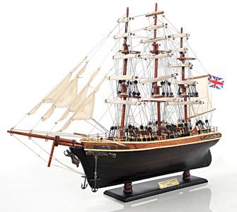 Cutty Sark Small-Scaled Model Ship